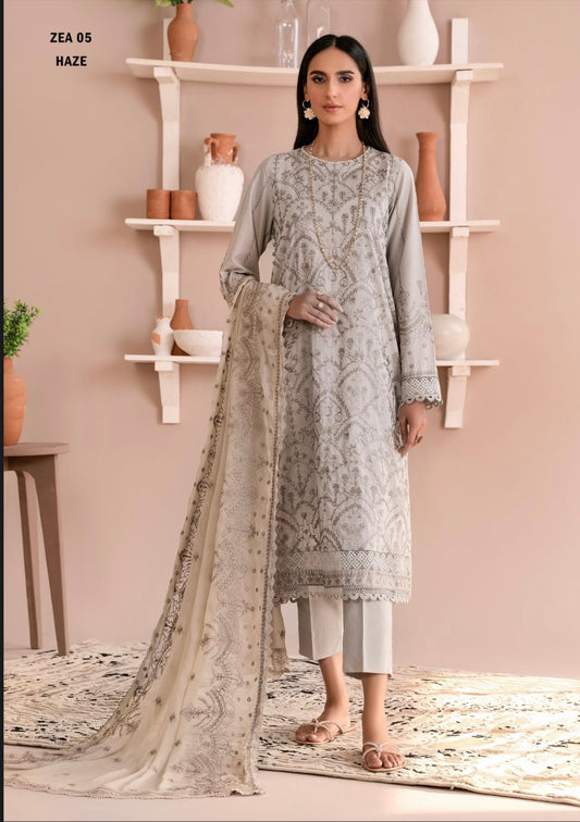 Embroidered Lawn 3pc Suit