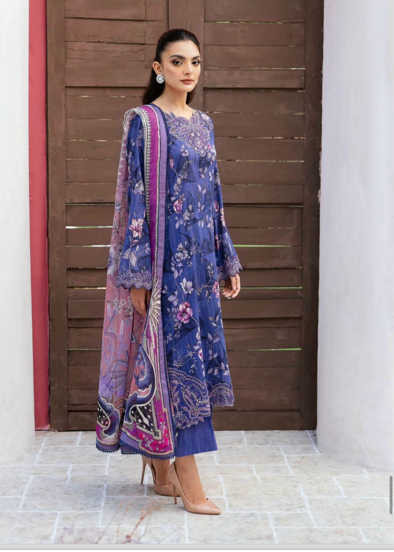 Embroidered Lawn 3pc