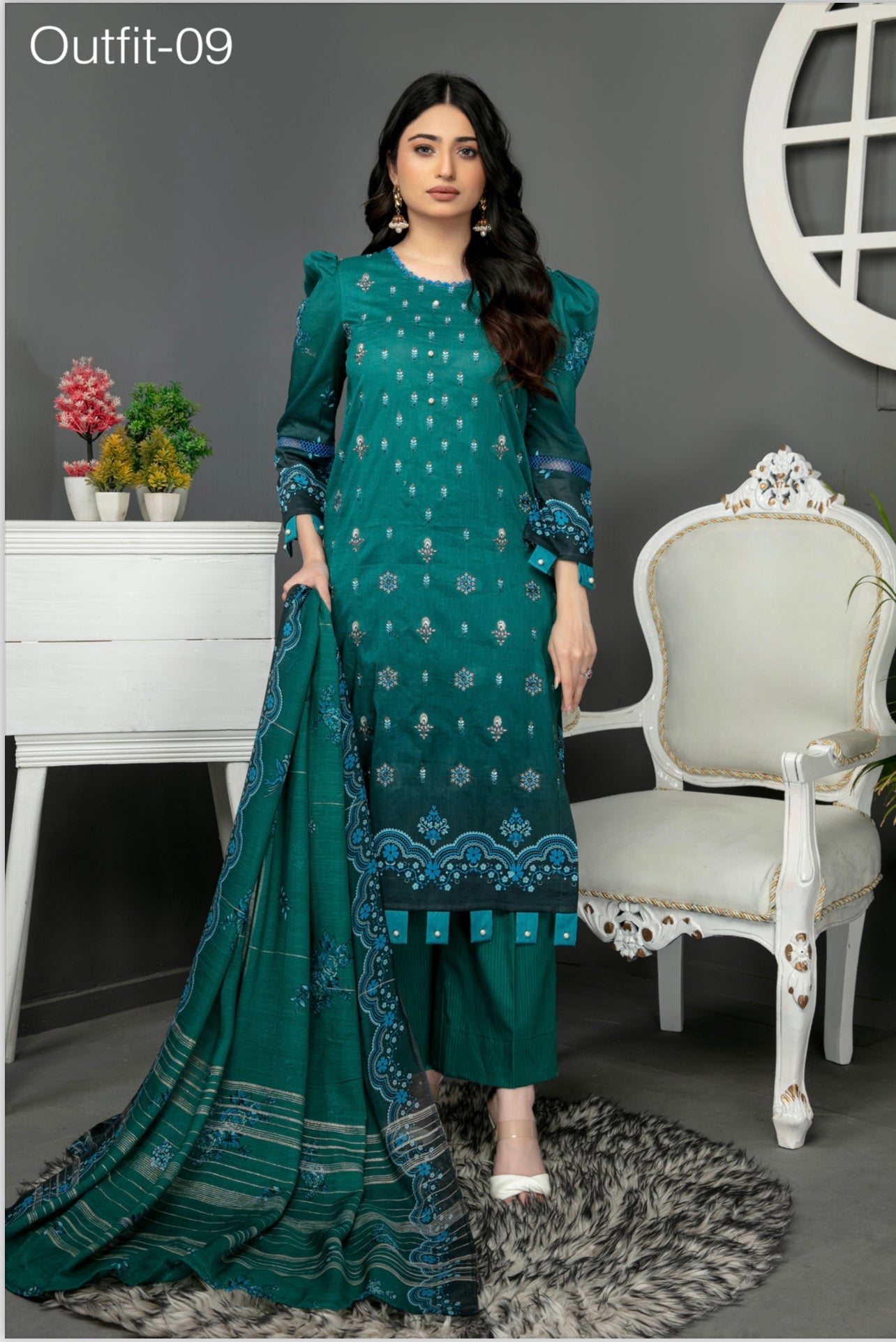 Embroidered Lawn 3pc